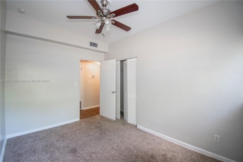 House in Orlando, Florida 3 bedrooms, 144.93 sq.m. № 1713875 - photo 22