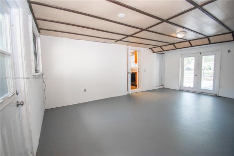 House in Orlando, Florida 3 bedrooms, 144.93 sq.m. № 1713875 - photo 5