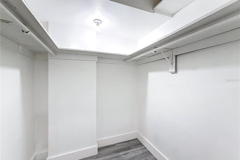 Condo in North Miami, Florida, 2 bedrooms № 2204474 - photo 23