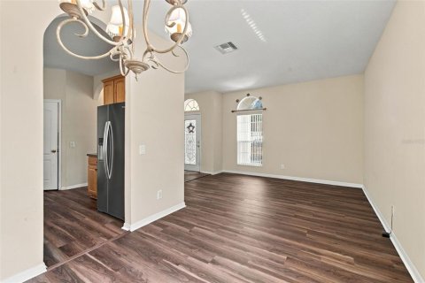 Villa ou maison à vendre à Land O' Lakes, Floride: 4 chambres, 209.96 m2 № 2414968 - photo 7