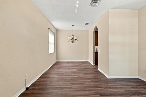 Villa ou maison à vendre à Land O' Lakes, Floride: 4 chambres, 209.96 m2 № 2414968 - photo 8