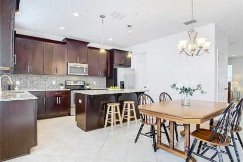 Adosado en venta en Orlando, Florida, 3 dormitorios, 149.76 m2 № 1523682 - foto 9