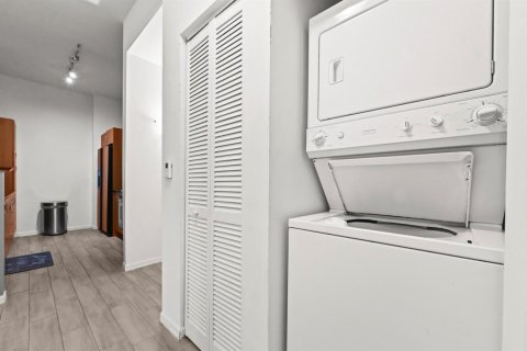 Купить кондоминиум в Лантана, Флорида 5 комнат, 74.04м2, № 2146770 - фото 13