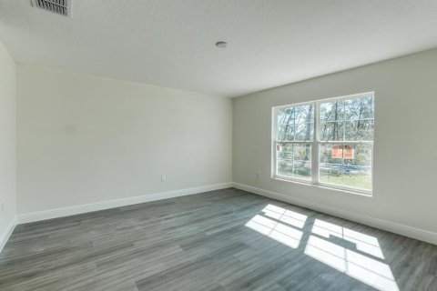 House in Sebring, Florida 3 bedrooms, 142.42 sq.m. № 1803667 - photo 15
