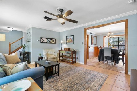 Купить виллу или дом в Брэндон, Флорида 8 комнат, 221.11м2, № 2155714 - фото 11