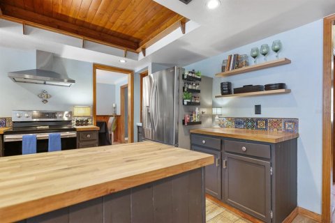 Купить виллу или дом в Брэндон, Флорида 8 комнат, 221.11м2, № 2155714 - фото 20