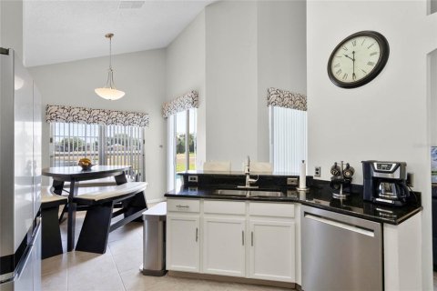 Casa en venta en Kissimmee, Florida, 5 dormitorios, 243.22 m2 № 1818973 - foto 11
