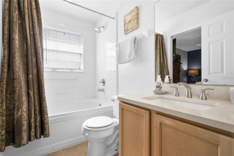 Casa en venta en Kissimmee, Florida, 5 dormitorios, 243.22 m2 № 1818973 - foto 20