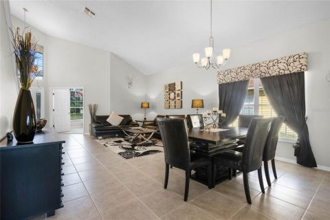 Casa en venta en Kissimmee, Florida, 5 dormitorios, 243.22 m2 № 1818973 - foto 6