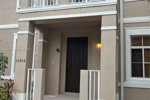 Adosado en alquiler en Homestead, Florida, 3 dormitorios, 146.79 m2 № 1983489 - foto 3