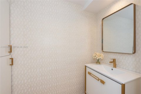 Купить кондоминиум в Майами, Флорида 1 спальня, 100.98м2, № 2145760 - фото 20