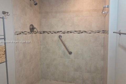 Condo in Pembroke Pines, Florida, 2 bedrooms  № 1941346 - photo 8