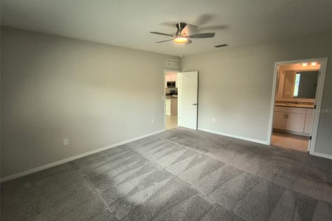 Villa ou maison à louer à Palm Coast, Floride: 4 chambres, 190.54 m2 № 2209345 - photo 9