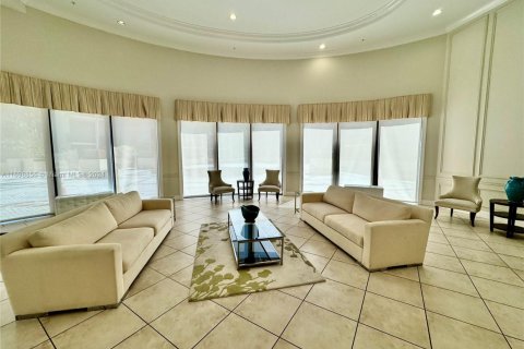 Condominio en venta en Coral Gables, Florida, 1 dormitorio, 72.56 m2 № 1958918 - foto 19