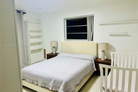 Снять в аренду виллу или дом в Катлер-Бей, Флорида 4 спальни, 177.54м2, № 1995658 - фото 23