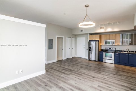 Condo à Miami, Floride, 1 chambre  № 2389761