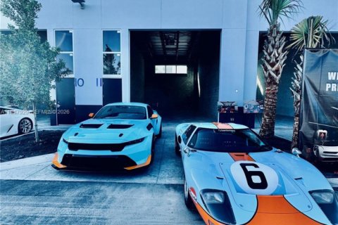 Immobilier commercial à vendre à Jupiter, Floride № 2003978 - photo 3