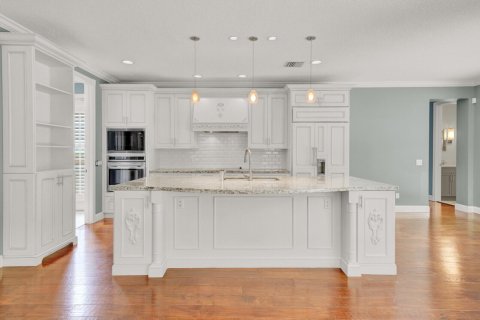 House in Jupiter, Florida 5 bedrooms, 384.52 sq.m. № 2173853 - photo 10