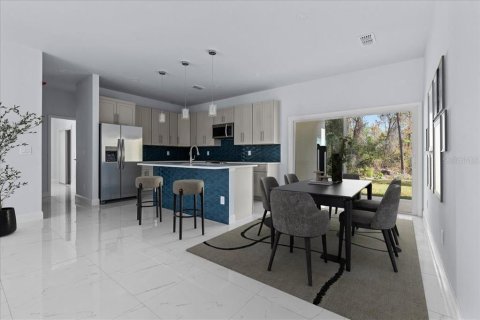 House in Deltona, Florida 4 bedrooms, 161.93 sq.m. № 2210359 - photo 9