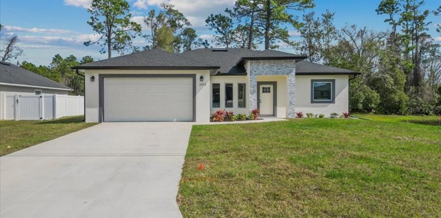 House in Deltona, Florida 4 bedrooms, 161.93 sq.m. № 2210359