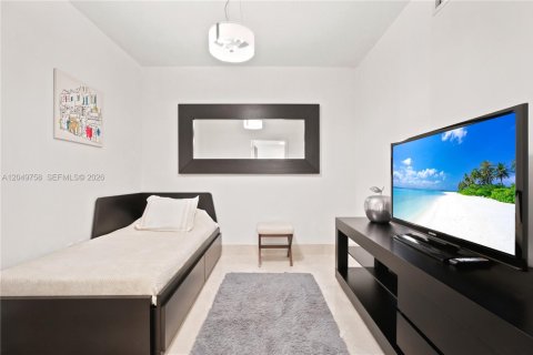 Condominio en venta en Sunny Isles Beach, Florida, 2 dormitorios, 159.33 m2 № 2186383 - foto 12