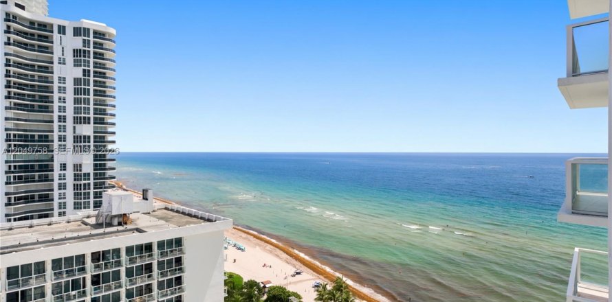 Condominio en Sunny Isles Beach, Florida, 2 dormitorios  № 2186383