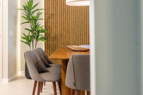 Casa en venta en Clermont, Florida, 7 dormitorios, 304.16 m2 № 1903559 - foto 10