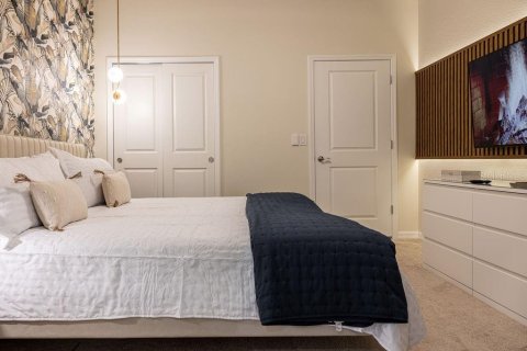 Casa en venta en Clermont, Florida, 7 dormitorios, 304.16 m2 № 1903559 - foto 25