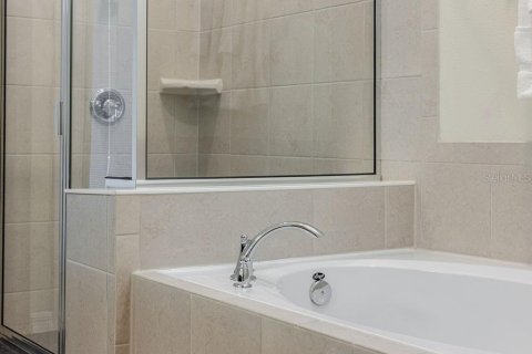 Casa en venta en Clermont, Florida, 7 dormitorios, 304.16 m2 № 1903559 - foto 29