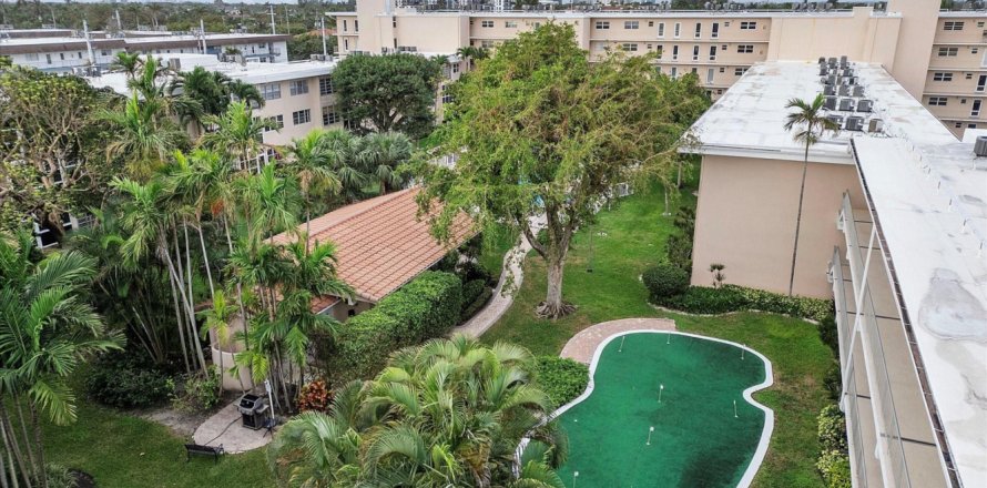Condominio en Pompano Beach, Florida, 2 dormitorios  № 1229192