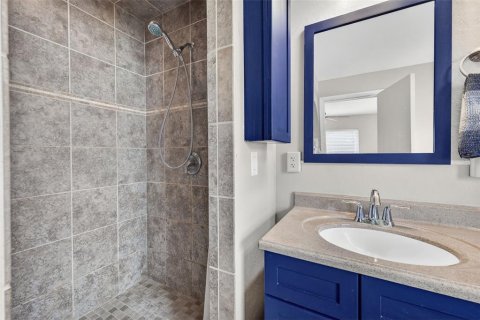 Casa en venta en Cape Coral, Florida, 3 dormitorios, 135.27 m2 № 2418333 - foto 17