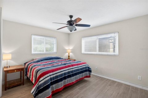 Casa en venta en Cape Coral, Florida, 3 dormitorios, 135.27 m2 № 2418333 - foto 14