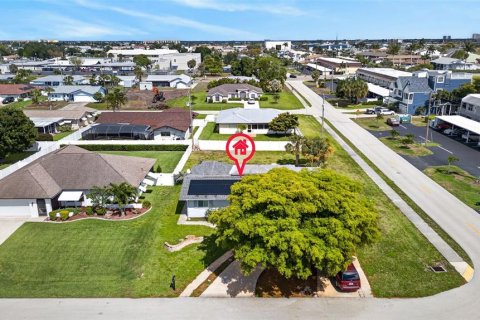 Casa en venta en Cape Coral, Florida, 3 dormitorios, 135.27 m2 № 2418333 - foto 24