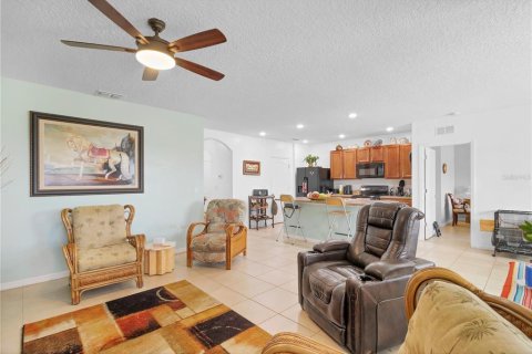 Casa en venta en Davenport, Florida, 3 dormitorios, 158.49 m2 № 1723527 - foto 7