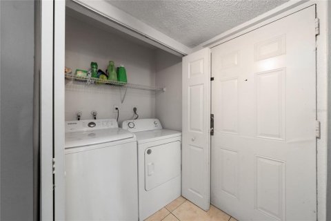 Condominio en venta en Orlando, Florida, 2 dormitorios, 90.67 m2 № 2232088 - foto 13