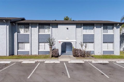Condominio en Orlando, Florida, 2 dormitorios № 2232088