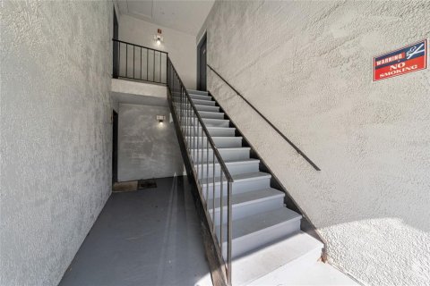Condominio en venta en Orlando, Florida, 2 dormitorios, 90.67 m2 № 2232088 - foto 5