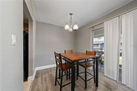 Condominio en venta en Orlando, Florida, 2 dormitorios, 90.67 m2 № 2232088 - foto 10