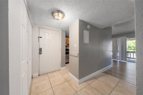 Condominio en venta en Orlando, Florida, 2 dormitorios, 90.67 m2 № 2232088 - foto 7