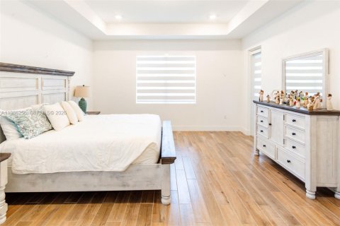 Casa en venta en Homestead, Florida, 4 dormitorios, 286.6 m2 № 2047896 - foto 29