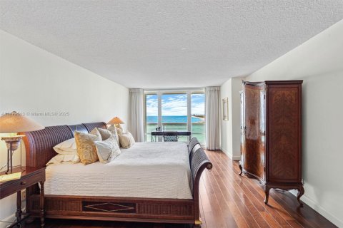 Condo in Fort Lauderdale, Florida, 2 bedrooms  № 2193778 - photo 18