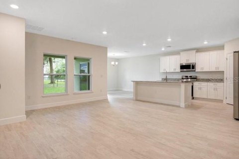 House in Summerfield, Florida 3 bedrooms, 167.22 sq.m. № 2379282 - photo 3