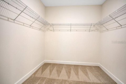 House in Summerfield, Florida 3 bedrooms, 167.22 sq.m. № 2379282 - photo 9