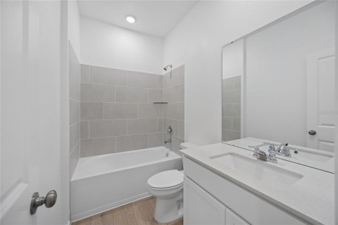 Villa ou maison à louer à Kissimmee, Floride: 3 chambres, 174.84 m2 № 2215988 - photo 9