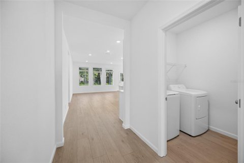 Villa ou maison à louer à Kissimmee, Floride: 3 chambres, 174.84 m2 № 2215988 - photo 5
