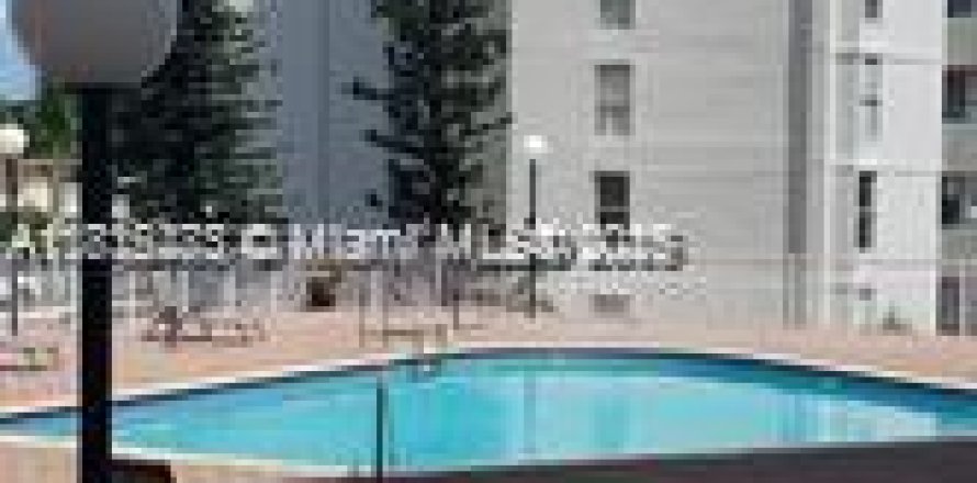 Condo à North Miami Beach, Floride, 1 chambre  № 1978913