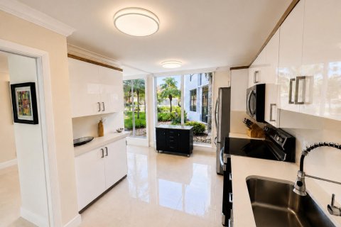 Copropriété à vendre à Boca Raton, Floride: 3 chambres, 151.24 m2 № 2250999 - photo 3