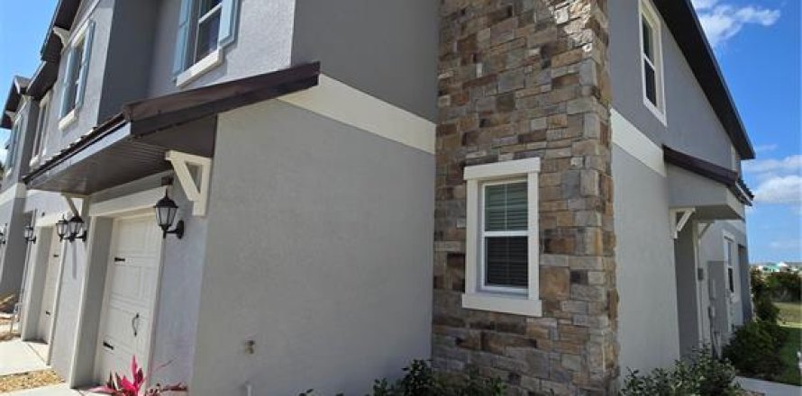 Touwnhouse à San Antonio, Floride 3 chambres, 166.02 m2 № 1874102