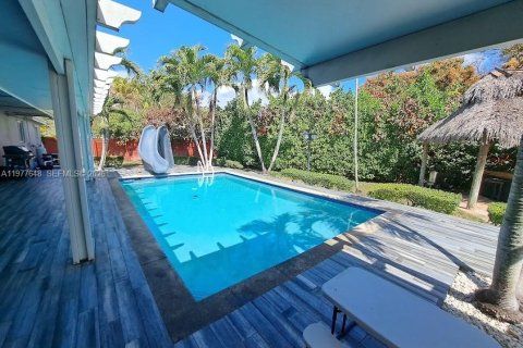 Купить виллу или дом в Пальметто-Бей, Флорида 3 спальни, 154.59м2, № 2042329 - фото 3