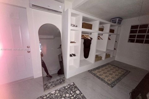 Купить виллу или дом в Пальметто-Бей, Флорида 3 спальни, 154.59м2, № 2042329 - фото 17